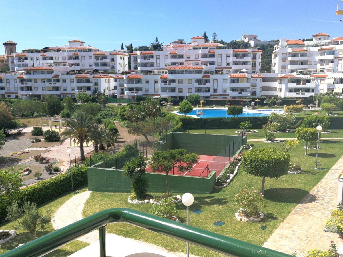Benalmarina Sea View Apartments Беналмадена Екстериор снимка